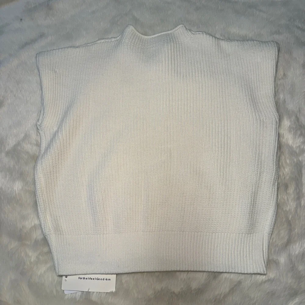 NWT‎ Commense Ivory Cable Knit Mock Neck Sweater Vest Cap Sleeve White Large
